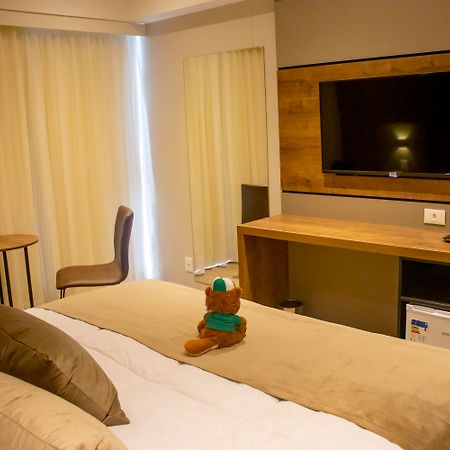 Laghetto Stilo Vita Gramado Exterior foto A room at the hotel